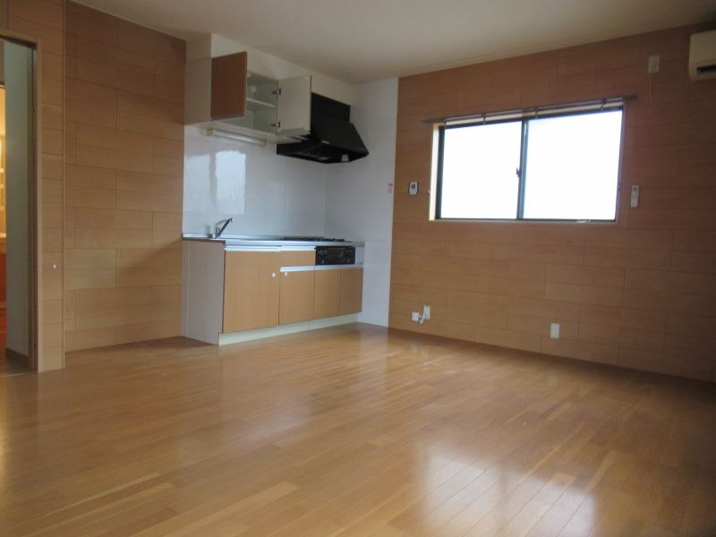 ラ・メゾン白岳　102　2LDK