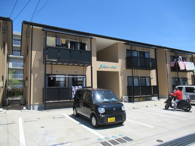ラ・メゾン中里 B202 2LDK