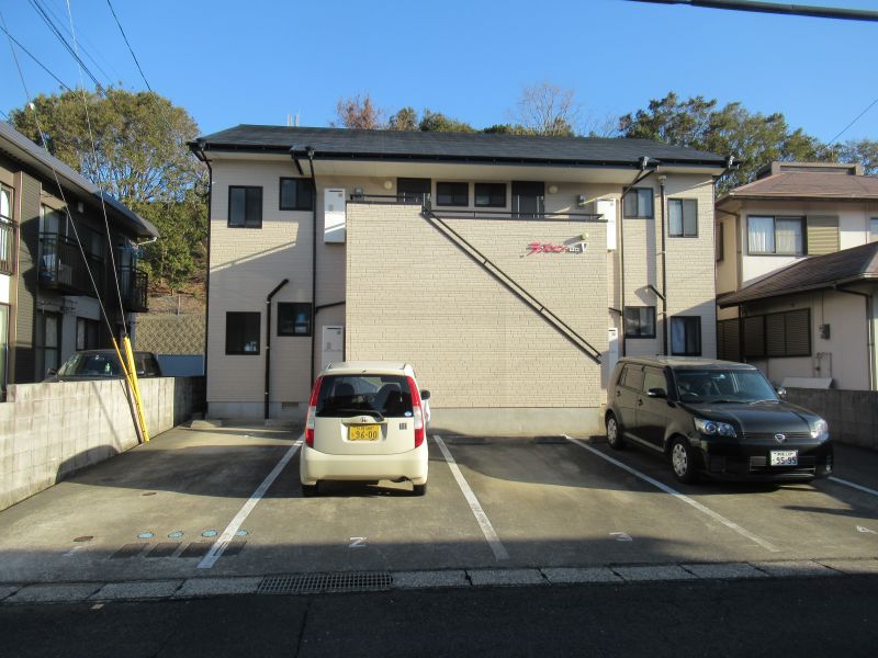 ラ・メゾン山口Ⅴ　101　2LDK