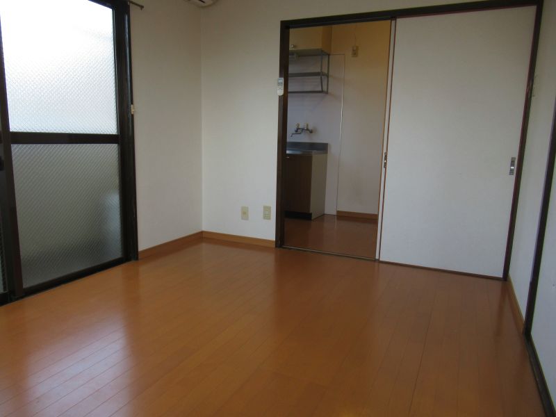 マンション松浦 301 2K
